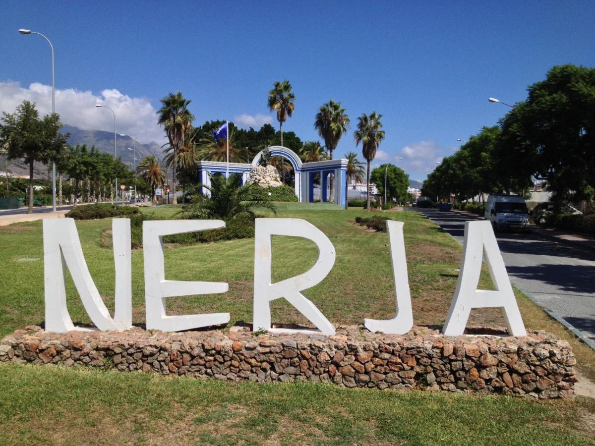R1262 Betina * Nerja